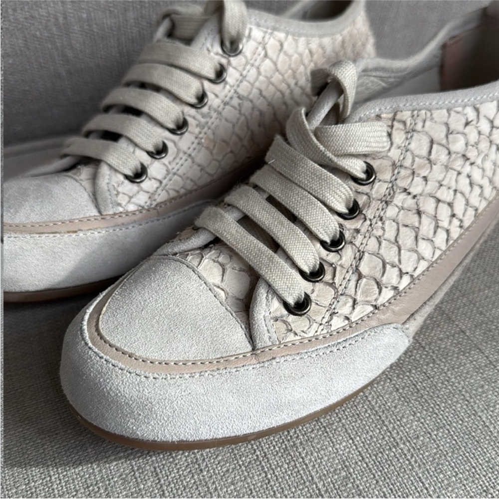 Charles David Cream Sneakers with Canvas Material and Low-Top Design - Picture 3 of 13